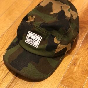 Herschel army cap